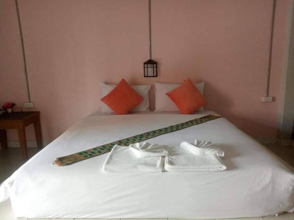 The Guest Hotel Krabi town Εξωτερικό φωτογραφία