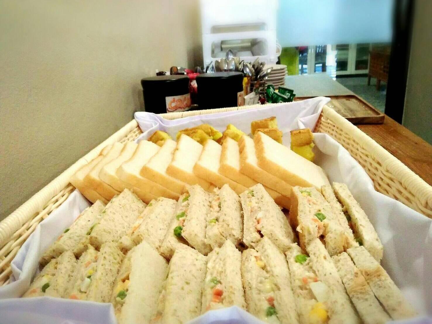 The Guest Hotel Krabi town Εξωτερικό φωτογραφία